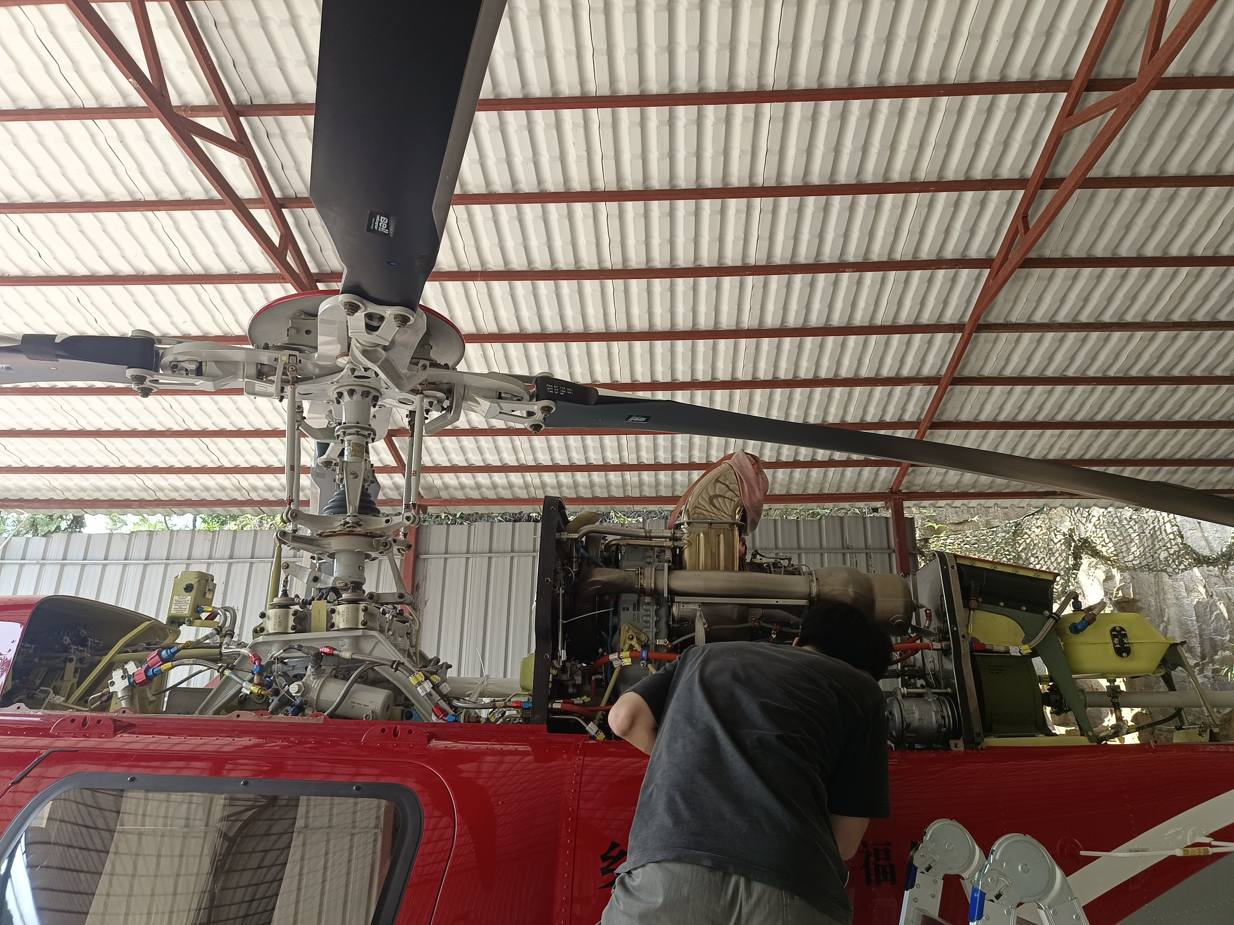 Bell407直升机维修